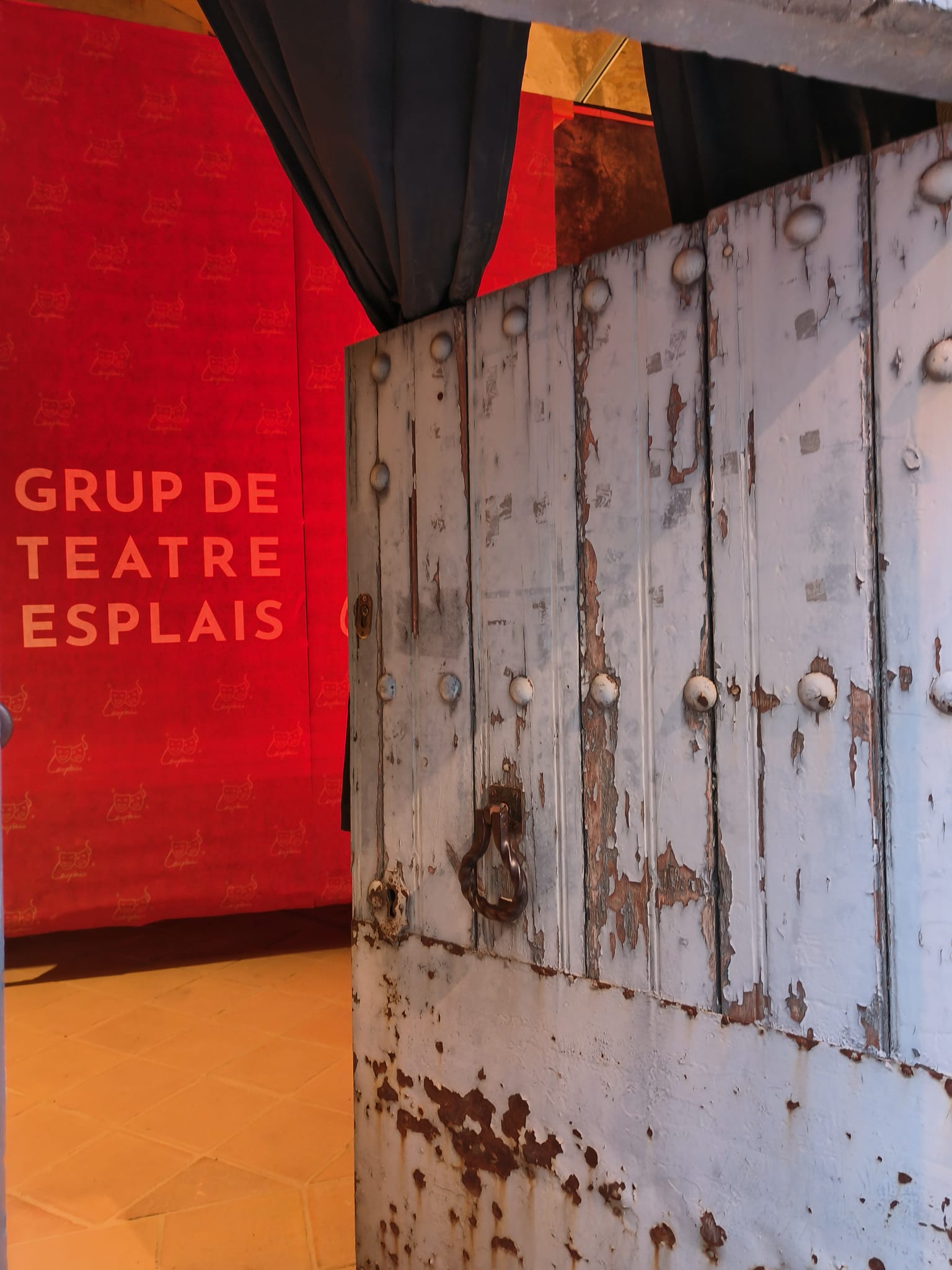 Teatre Esplais commemora el 25N amb Sota Teràpia